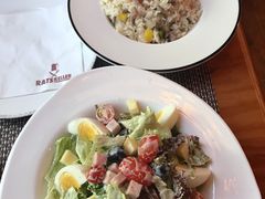 牛肉炒饭，厨师精选沙拉-阿兹凯乐·老洋房西餐