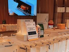 -银座仁志川·生吐司专门店(香港广场店)
