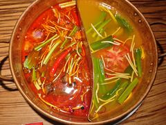 -弘烨 贵州酸汤 鱼火锅(东财店)