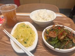 -乡村基·川味现炒大王(熙悦天街店)