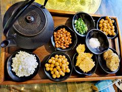-刘姐啤酒鱼民族演艺餐厅(西街总店)