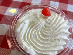 -红宝石·鲜奶小方·海派西点房(控江店)