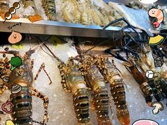 -席娜卡琳火车铁道夜市