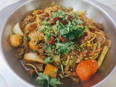 牛腩煲-百味香重庆鸡公煲(厦大学生公寓老店)