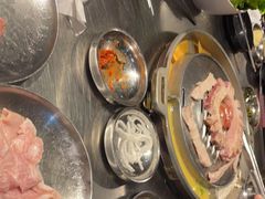 -哈哈碳都·牛肋条无限自助烤肉(台江万达店)