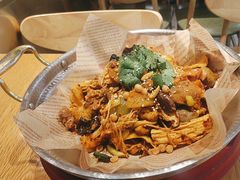 -红渡小香·牛肉麻辣香锅(车站南路店)