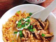 -三姐妹糯米饭·包子·饭面(绣山店)