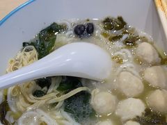 -灵芝妹子海鲜米线(凯德和平广场店)