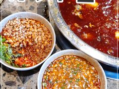 -肖肖酸萝卜鱼火锅(总店)