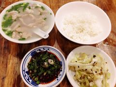 肥肠汤-大地豆花庄(玲珑花园店)