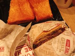 -The Habit Burger Grill 哈比特汉堡(复兴soho店)