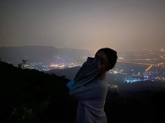 -鬼笑石后山停车场