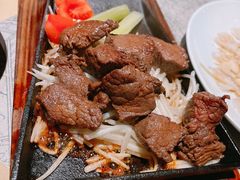 -穹六人间 people 6(岳阳路店)