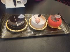 -Salon de The de Joel Robuchon(外滩18号店)
