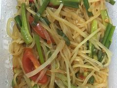 -香巴拉云南餐厅(华莱坞店)