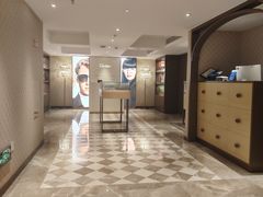 -茂昌眼镜(南京东路店)