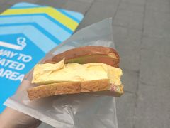 -詹爷爷乌节路街头冰淇淋