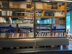 面包甜点陈列柜-3W咖啡(国家软件园店)