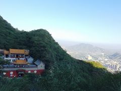 -鸡鸣山旅游风景区