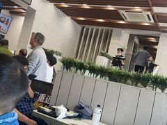 -老娘舅餐厅(黄龙体育中心店)