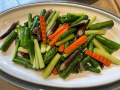 芦笋炒鸡枞菌-味莊·青岛菜(云霄路店)