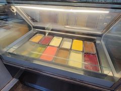 -松山湖凯悦酒店·Café自助餐厅·周末火舞秀表演