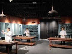 -金石蜡像馆