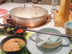 大堂-洪氏嗨捞·猪肚鸡火锅(阳光天地店)
