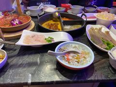 -热火朝天鲜切牛肉火锅(南强街巷店)