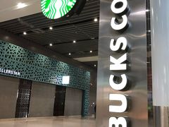 门面-星巴克(西安机场1店T3到达店)