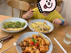 -尤加利咖啡馆
