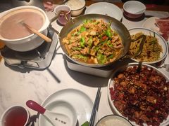 -湘西小馆(滨河路店)