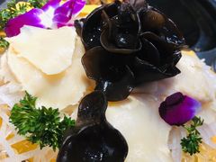 -山河屯铁锅炖(哈西站店)