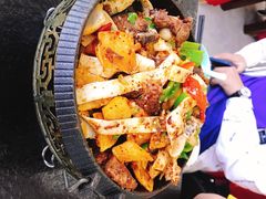 -撒拉人家.酸菜牦牛肉火锅
