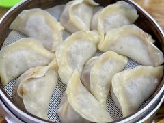 -金城包子牛肉灌汤包(台东四路店)