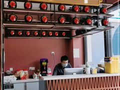 -滴水·湘逢(南汇大学城生活广场店)