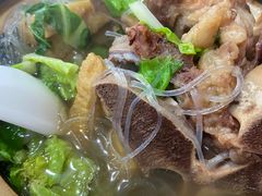 牛骨头粉丝砂锅-老方牛味馆