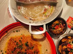 -大芊金重庆串串火锅(南京路店)