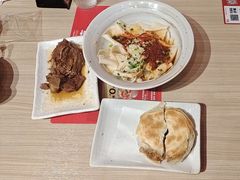 -大师兄·手工面·西北菜(美的悦然广场店)