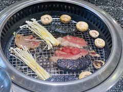 -红泥小火炉·东北泥炉烤肉(天一旗舰店)