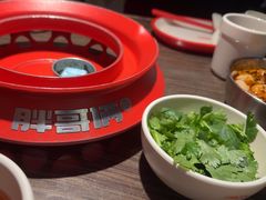-胖哥俩肉蟹煲(湖滨银泰in77店)