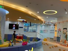 -戊辰亲子游泳俱乐部