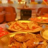 西塔老太太终于来昆山九方啦～他家的特色就是麻酱烤肉！
