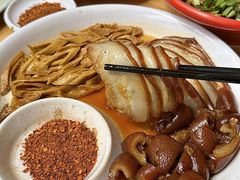 -朱大嘴肥肠血旺(福字街店)
