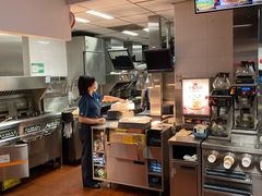 -麦当劳(中山八路店)