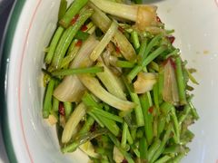 藜蒿炒芥菜-毛家湾公馆(东圃店)