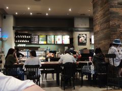 -星巴克臻选(郑州国贸360广场店)