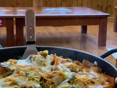 -亲昵春川鸡排(韩国美食街店)