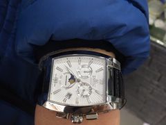 -盛华60年名表维修服务中心