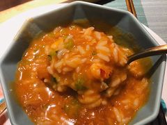 招牌小龙虾红汤泡饭-蜜桃花开·中西融合菜E&W(南长街店)